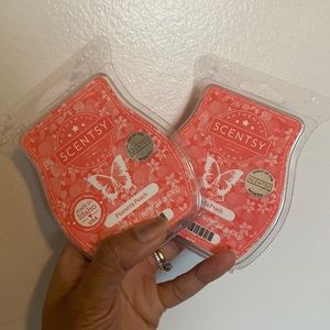 Scentsy Plumeria Peach Wax Bar